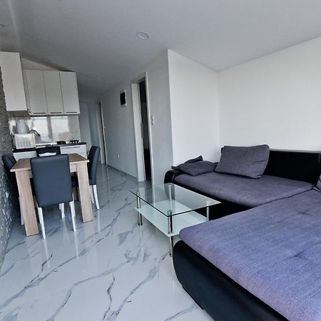 Apartment Sun Vir Kamer foto