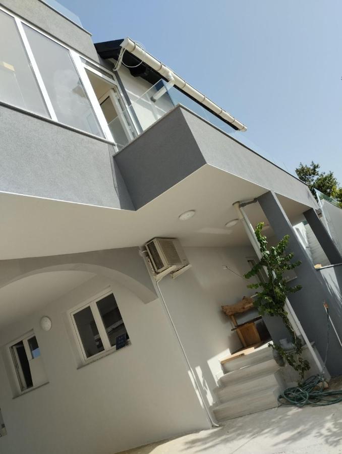 Apartment Sun Vir Buitenkant foto